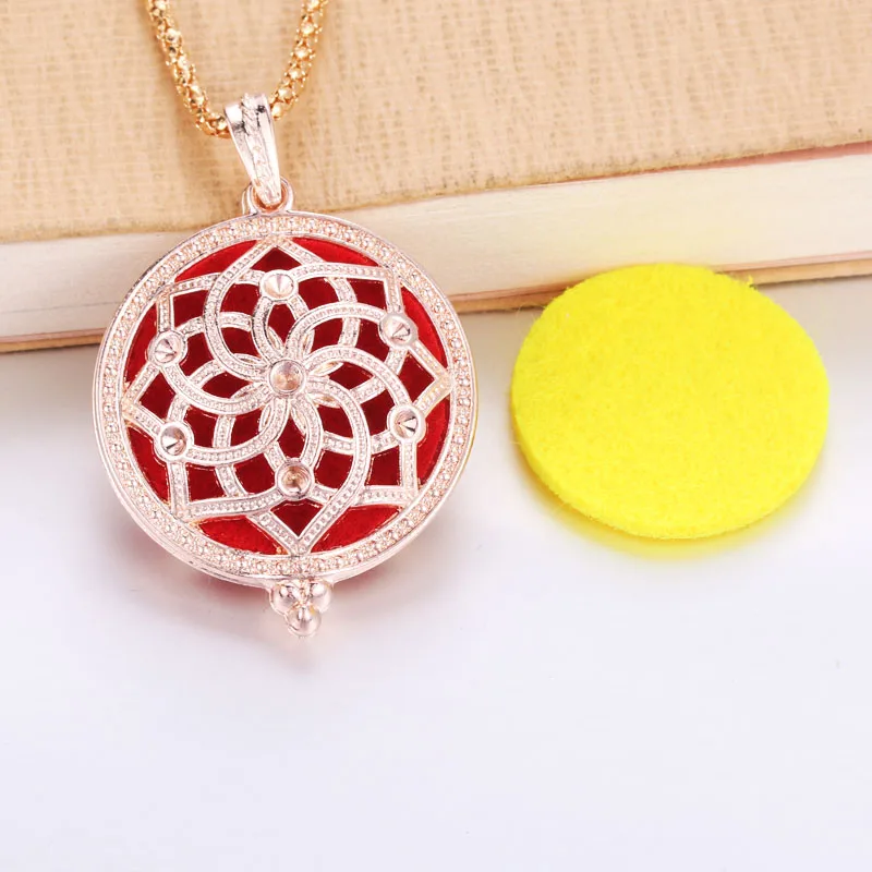 

Aroma Diffuser Necklace Rose Gold Lockets Pendant Perfume Essential Oil Aromatherapy Locket Necklace With Pads 2996