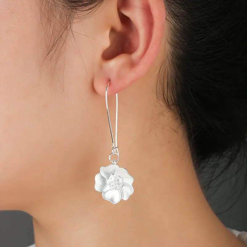 

European and American Natural Fashion Silver-white Flower Earrings Sweet Jasmine Flower Earrings Wholesale