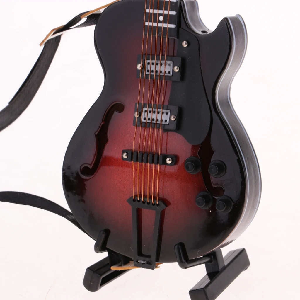 Music Instrument 14cm Acoustic Guitar for Action Figures Dolls House Accessories Life Scenes Decor 1/8 Acoustic Guitar