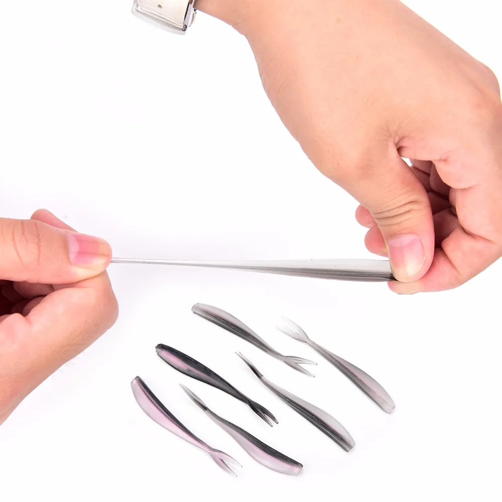 

12PCS Soft Jerk Bait Fishing Lure Shad Jerkbait Soft Silicone Bass Minnow Bait Swimbaits Split Tail 1.3g 7cm