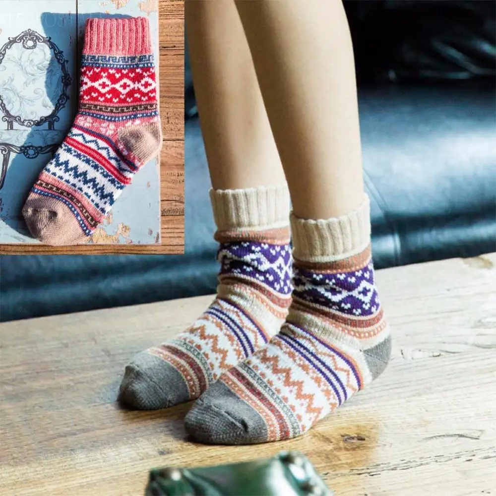 2017 New Winter Thermal Cashmere Socks Women Warm Rabbit Wool Socks Womens Thicken Soft Socks 1 