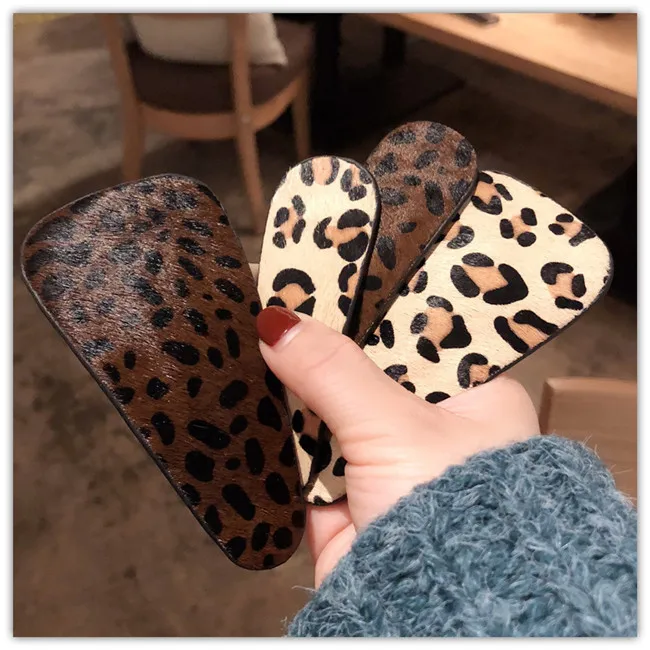 

1PC Hair Clips For Women New Leopard Print BB Leopard Deer Buckle Fleece Hair Clip Super Big BB Clip Hair Clip Female G0402