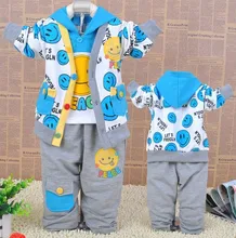 Beau dessin animé visage souriant bébé garçons ensembles garçon vêtements costumes automne 3 pcs manteau + T-shirt + pantalon à capuchon