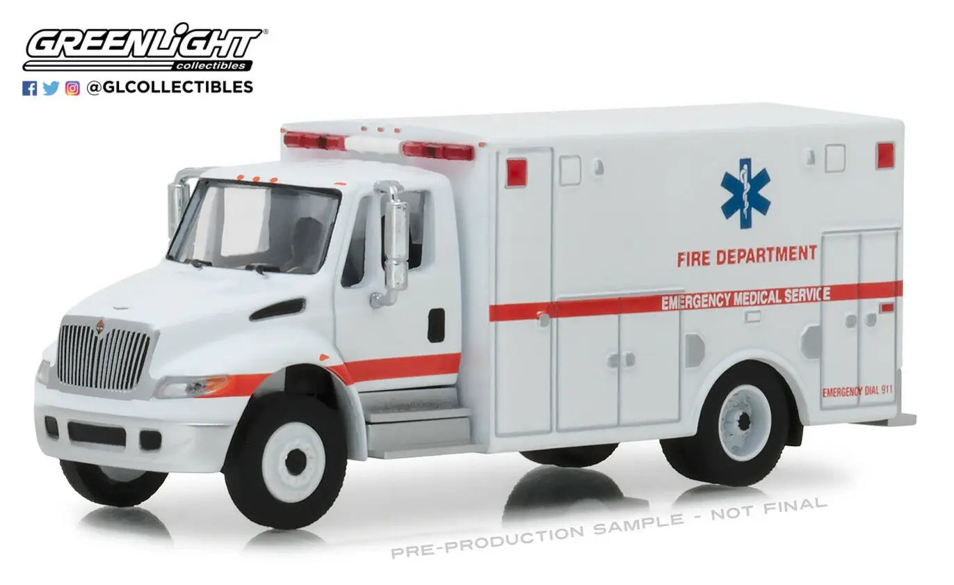 

GL 1:64 2013 International Durastar Ambulance alloy model Car Diecast Metal Toys Birthday Gift For Kids Boy