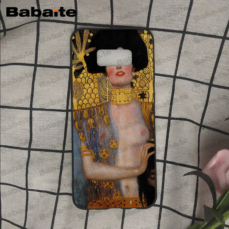 Kiss by Gustav Klimt Design