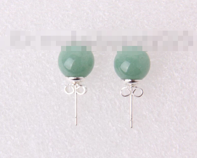 

1345 round green natural jade earrings