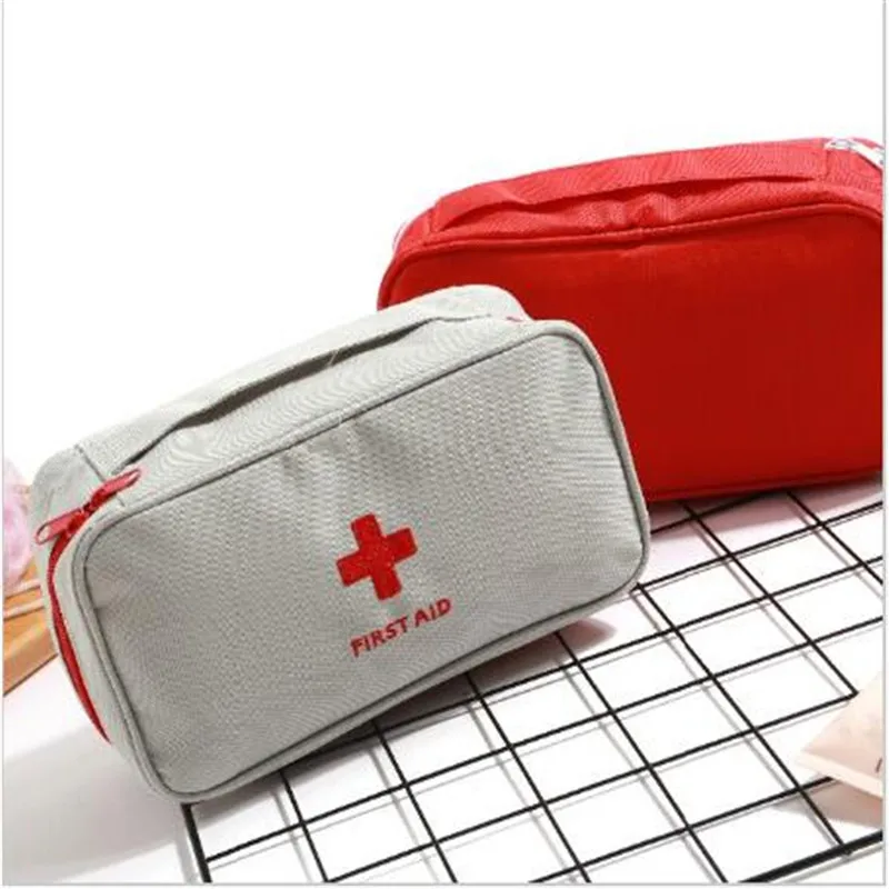 NEW Travel Outdoor Tactical Emergency Medical First Aid Pouch Bags