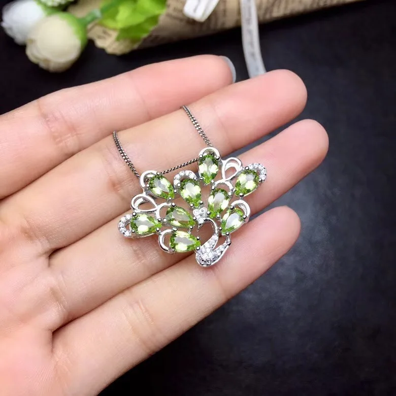 

Natural olivine Necklace latest design 925 silver bag natural gem store