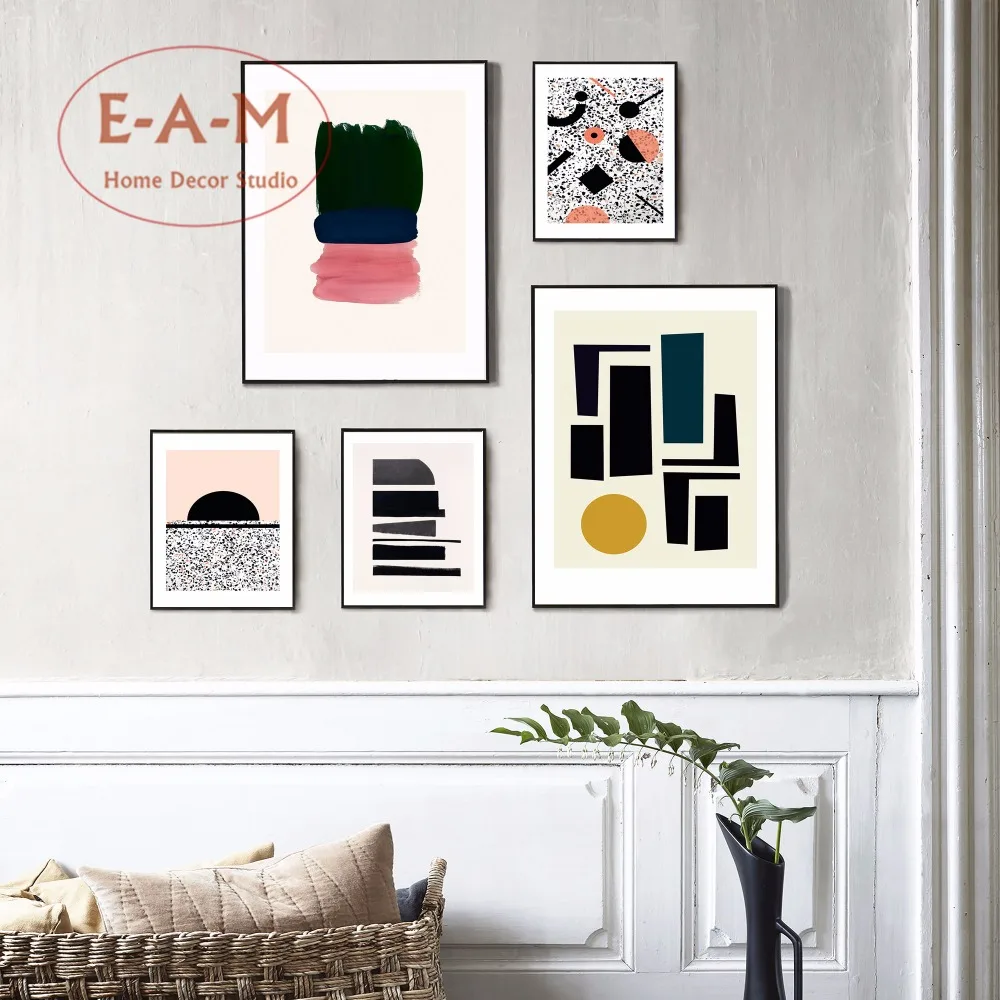 WALL.-x-5.-Geranium-pansy-clover-monk-cress-Tulips.Low__