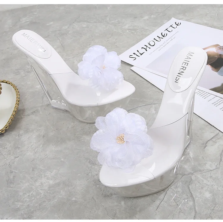 10795255462_491316973