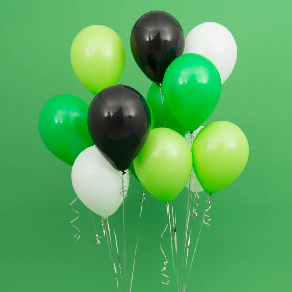 

12Pcs Football Theme Party Green Black White Latex Balloons for Boys Games Toys Green Forest Latex Ballon Birthday Party Supply