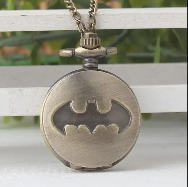 

Vintage Bronze fashion quartz batman Flip clock Roman numerals pendant Christmas gift Necklace pocket watch
