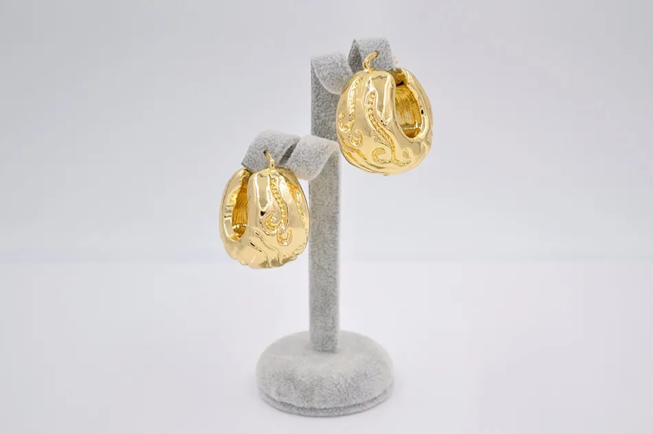 Jewelry sets (2)