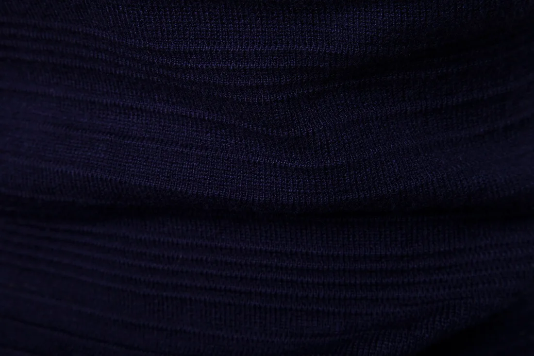 Свитер мужской 2018 Осень Новый молодой мужской тонкий вязаный кардиган свитер платье v-образным вырезом мужская одежда мода