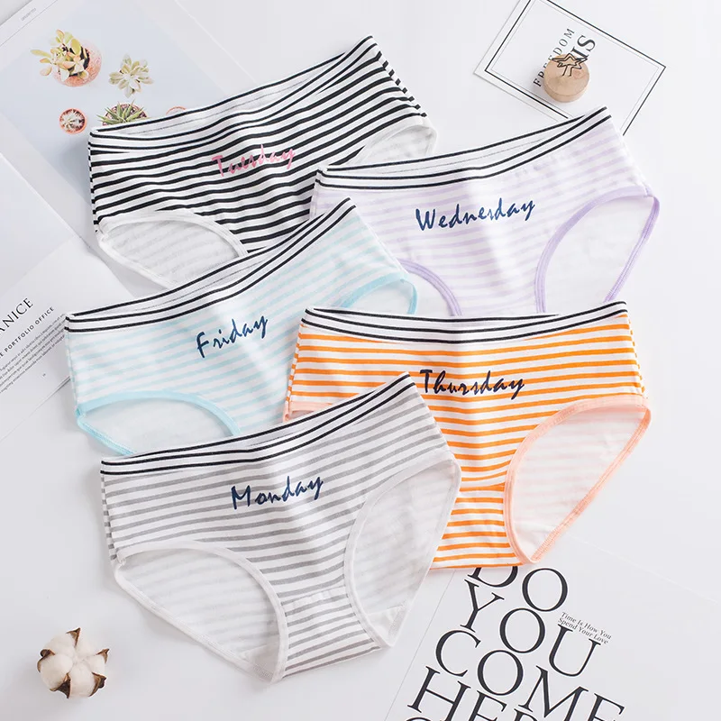 Young Girls Cotton Underwear Cute Week Print Striped Panties Girls Breathable Underpants Kids Short Briefs Majtki Dziewczynka