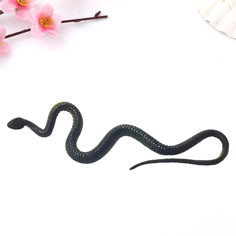 Novelty Halloween Gift Tricky Funny Spoof Toys Simulation Soft Scary Fake Snake Horror Toy For Party Event