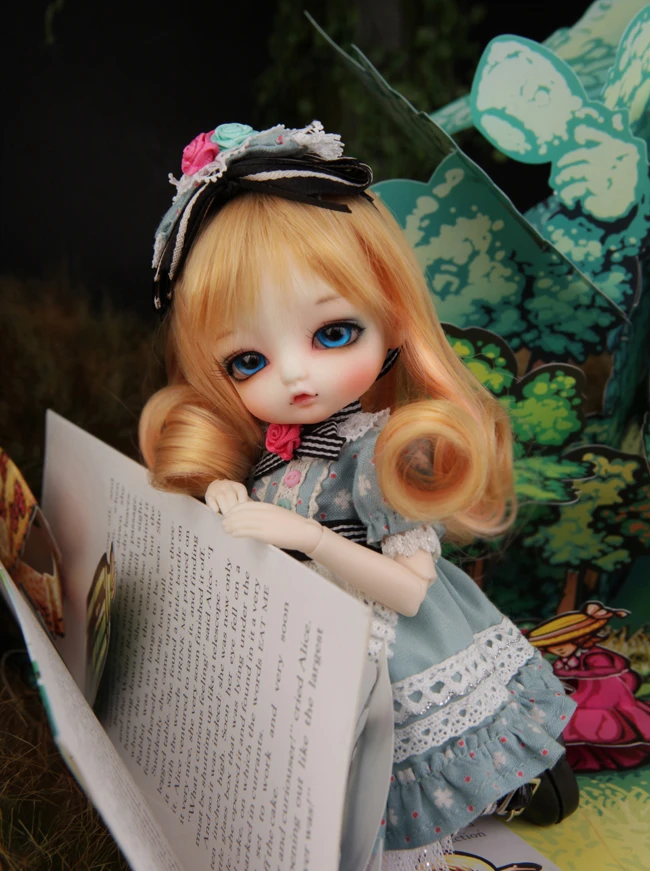 

1/8 scale BJD about 15cm pop BJD/SD cute kid baby Resin figure doll DIY Model Toy gift.Not included Clothes,shoes,wig 16C0367