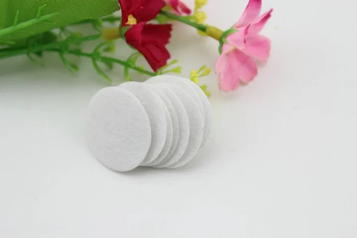 1111288997_1872765693