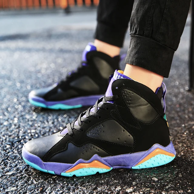 High Quality Breathable Basketball Shoes For Men Women