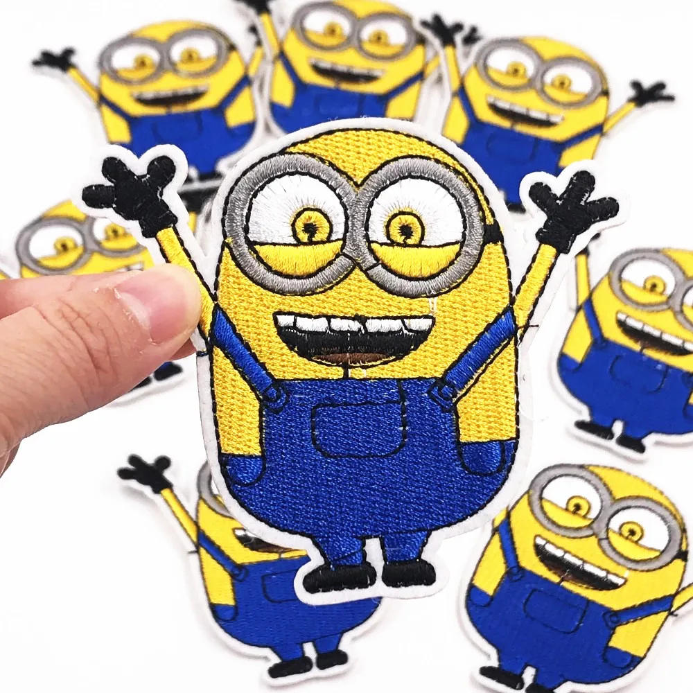 

10PCS Embroidered sew-on Minions Patches cartoon stickers Clothing bags Badges Parches Bordados Cloth Patch Iron on Embroidered