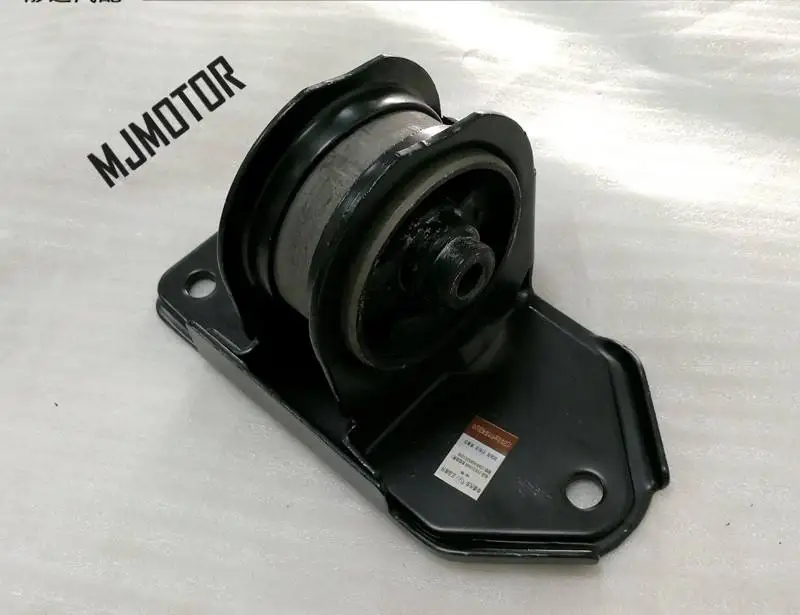 Монтаж двигателя для сборки 4G18. Коробка передач Chinese Brilliance BS4 M2 1.6L MT деталь