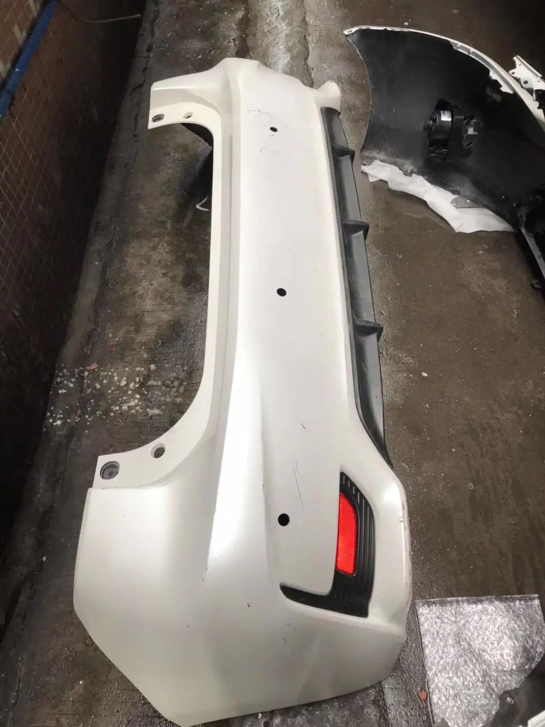 

For Lexus CT200H Upgrade to New Front Rear bumper Body Kit