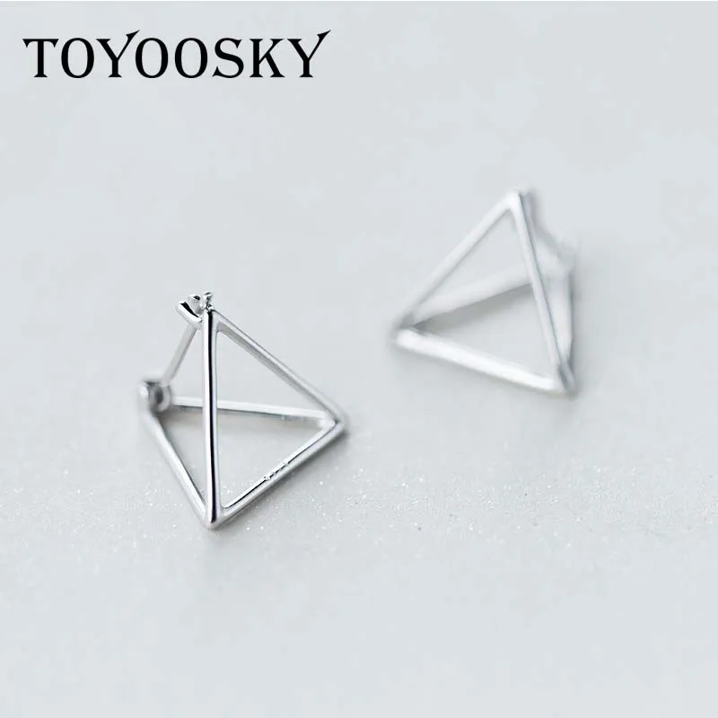Серьги гвоздики TOYOOSKY с треугольниками простые размеры однотонные