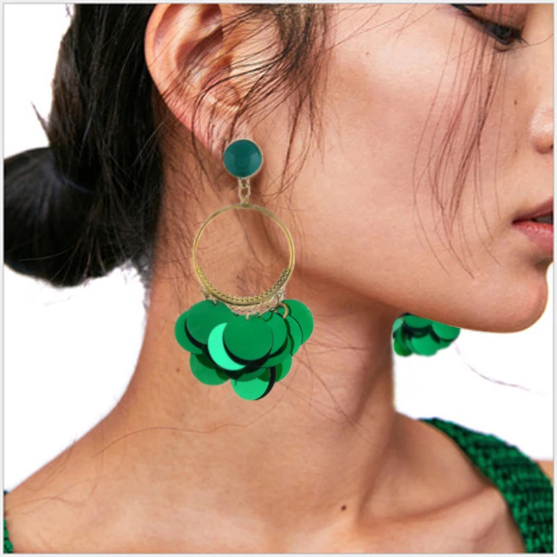 

2018 Fashion Female Charm Sequin Tassel Earrings New Geometric Black Green Blue Round Shiny Dangle Earring Jewelry For Women