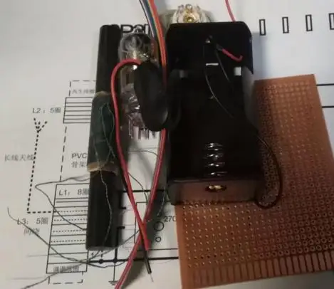 

Modulated medium wave tube radio, entry-level single lamp tube radio