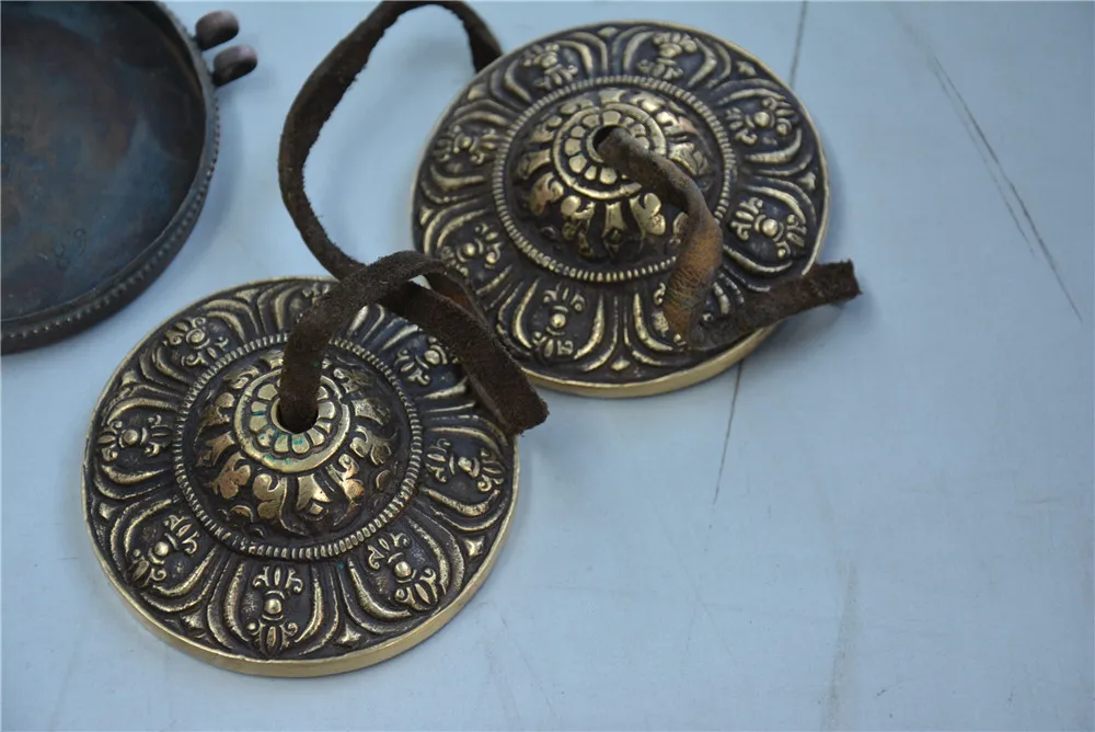 

Antique old Chinese Tibet Buddhism drives the Devil Instrument copper gum-gum,Carving pattern,Small model, Free Shipping