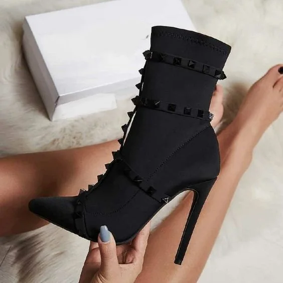 

Big Size Women Winter Boots Fashion Pointed Belt Red/Black Female Ankle Boots 35-42 Pointed Toe Thin Heels Ankle Boots for Women