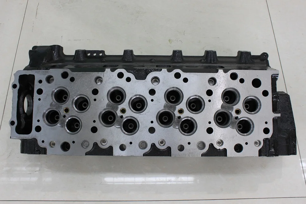 5.2L 16 valve 4 cylinder 4HK1 Diesel EFI Cylinder Head For 700P Isuzu