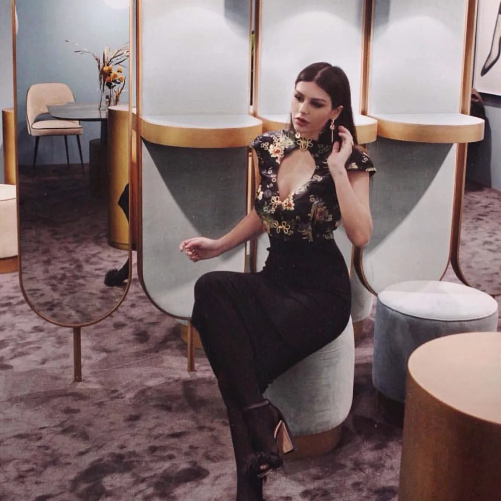 Sexy floral Embroidery Short t shirt Chinese Style satin Summer Crop tops streetwear Party Beach tops cute shirt women harajuku