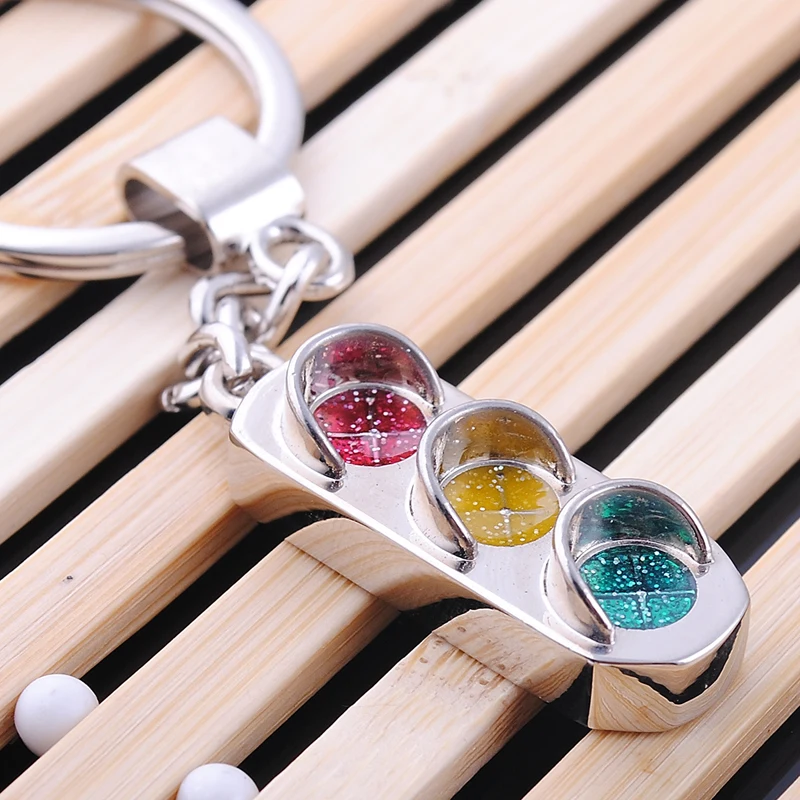 

1 PC High Quality Alloy Creative Traffic Light Keychains Key Rings Key Chains Girl/Boy Friend Gift Traffic Sign Key Chain