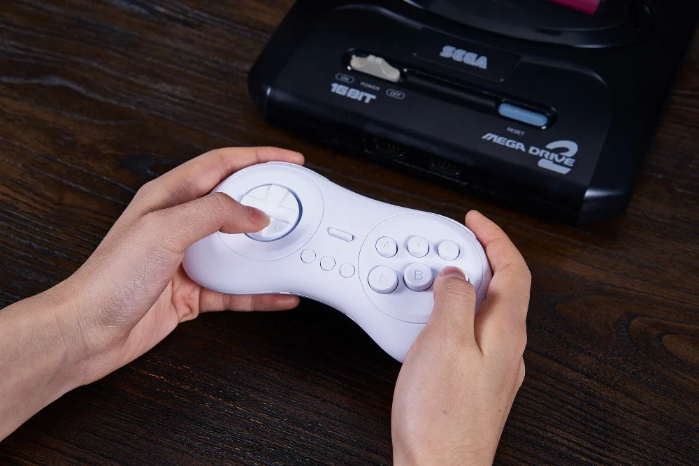 8bitdo ultimate c 2.4. 8bitdo m30. 8bitdo m30 2.4g адаптер. 8bitdo ultimate 2.4g. беспроводные джойстики для сеги.