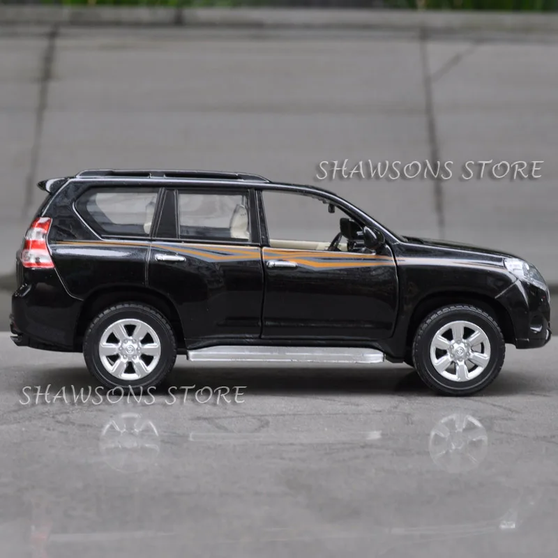 1:32 Scale Diecast Metal Car Model Toyota Land Cruiser Prado Suv Replica Pull Back Toy With Sound &Amp; Light