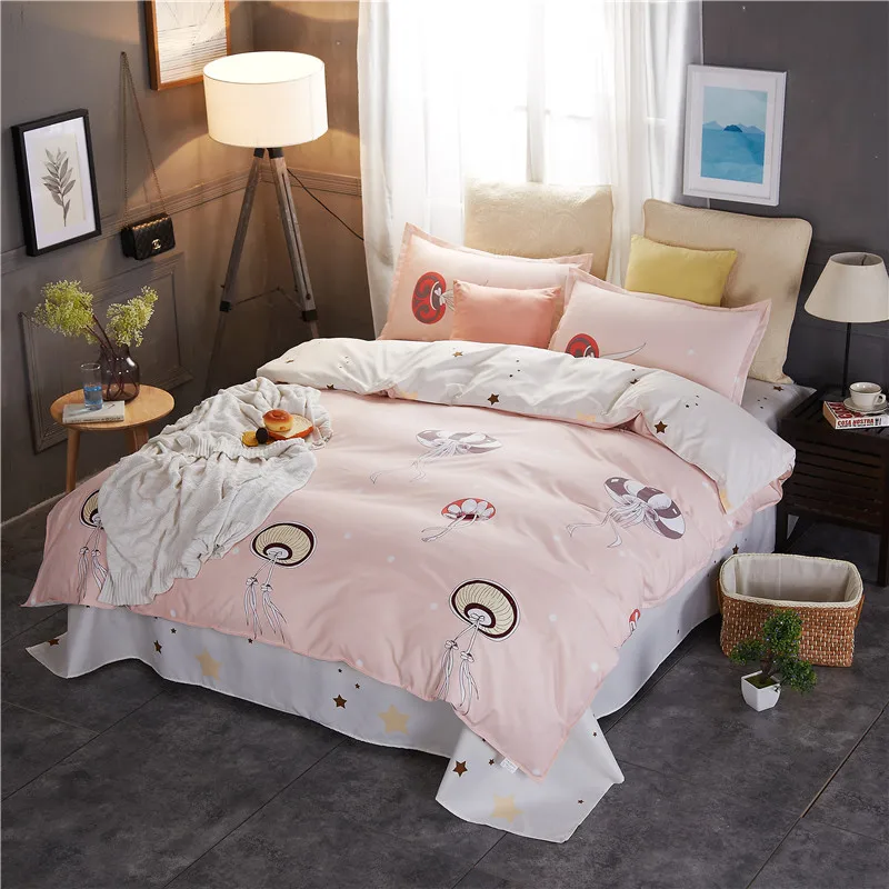

Ocean Jellyfish Print Four-Piece Quilt Cover + Sheets + Pillowcase Comfortable Soft Polyester Fabric Home Bedding