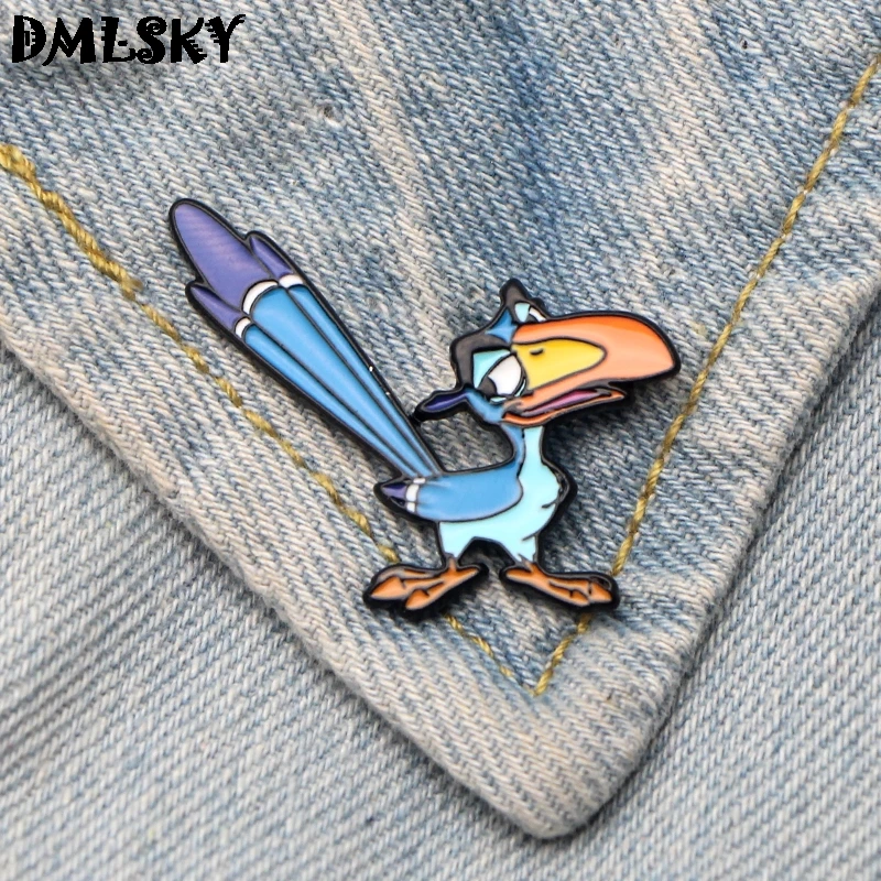 

DMLSKY The Lion King Hornbill Metal Enamel Lapel Pins Cartoon Tie Pin Backpack Brooch Badge Funny Brooches for Kids Women M3265