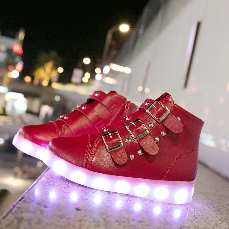 

BAIYOUXIONG Children Shoes 2018 winter USB Charging Shoes With Light Up Kids Casual Boys&Girls Luminous Sneakers Glowing Shoe