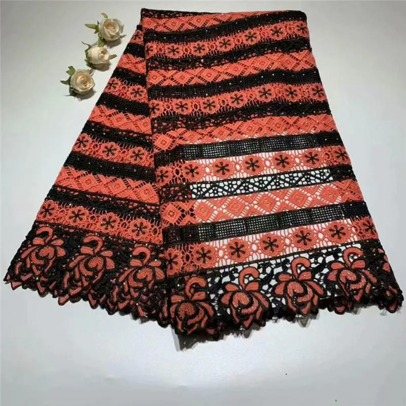 

ZQ!2017 Eyelet Swiss Voile Lace Fabric Soft Embroidery Men Dry Voile Lace Materials In Switzerland 5Yards ! L10403