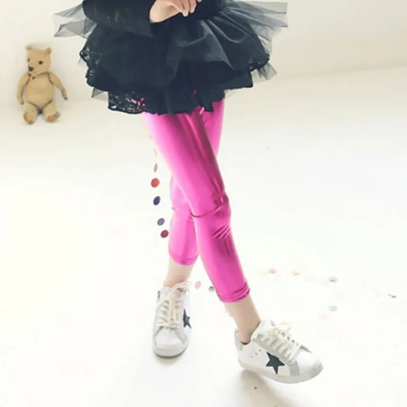 Модные Штаны для маленьких девочек; эластичные леггинсы с металлическими вставками для маленьких детей; брюки длиной до щиколотки; подходящая детская одежда