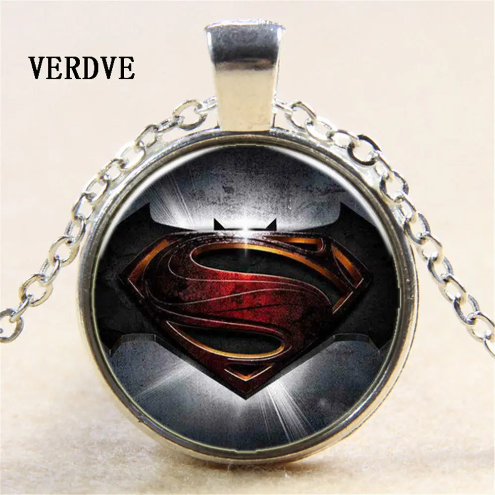VERDVE Новинка Бэтмен Супермен триколор 25 мм круглый кристалл стекло кулон ожерелье Шахтер герой Шарм Ожерелье Ювелирные изделия Подарки