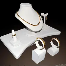 Рождественская распродажа ювелирных изделий showcae окно дисплей бежевый бархат дерево для ожерелья Браслет держатель