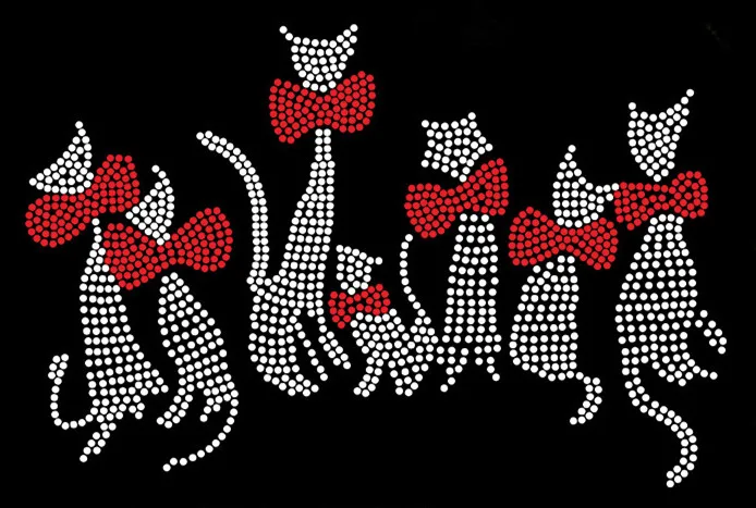 

2pc/lot Lovely group cat hot fix iron on crystal stone Hot Fix Rhinestones motif iron on applique patches for shirt coat bag