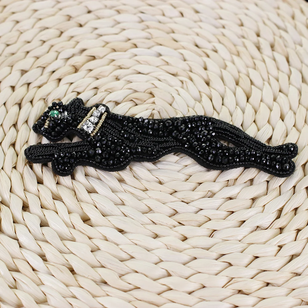 

1PC Sew on sequin Crystal patch for clothing beading Applique Clothes Patch Black Leopard tiger rabbit Animal Beads Patch B11