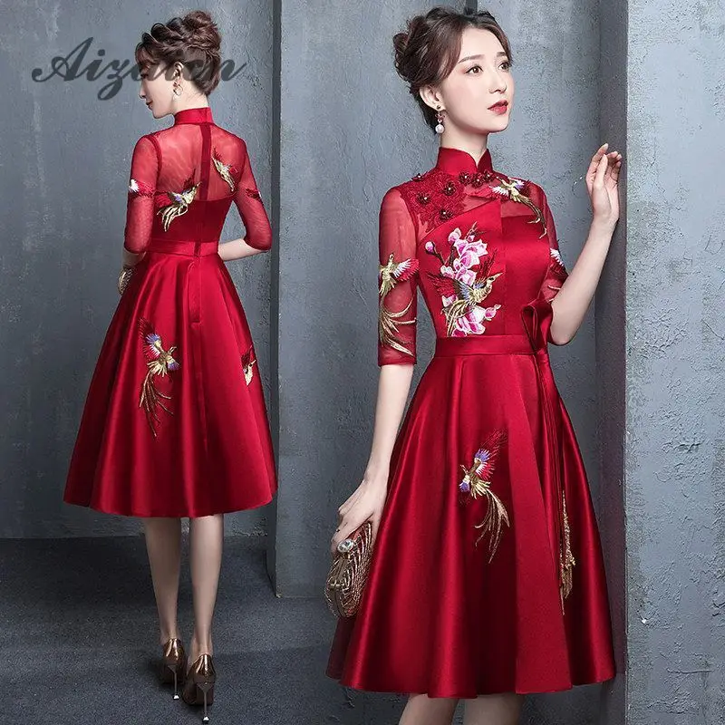 

Red Embroidery Chinese Traditional Dress Qipao Bride Cheongsam Mini Dress Vestidos Chinos Oriental Wedding Gowns Party Dresses