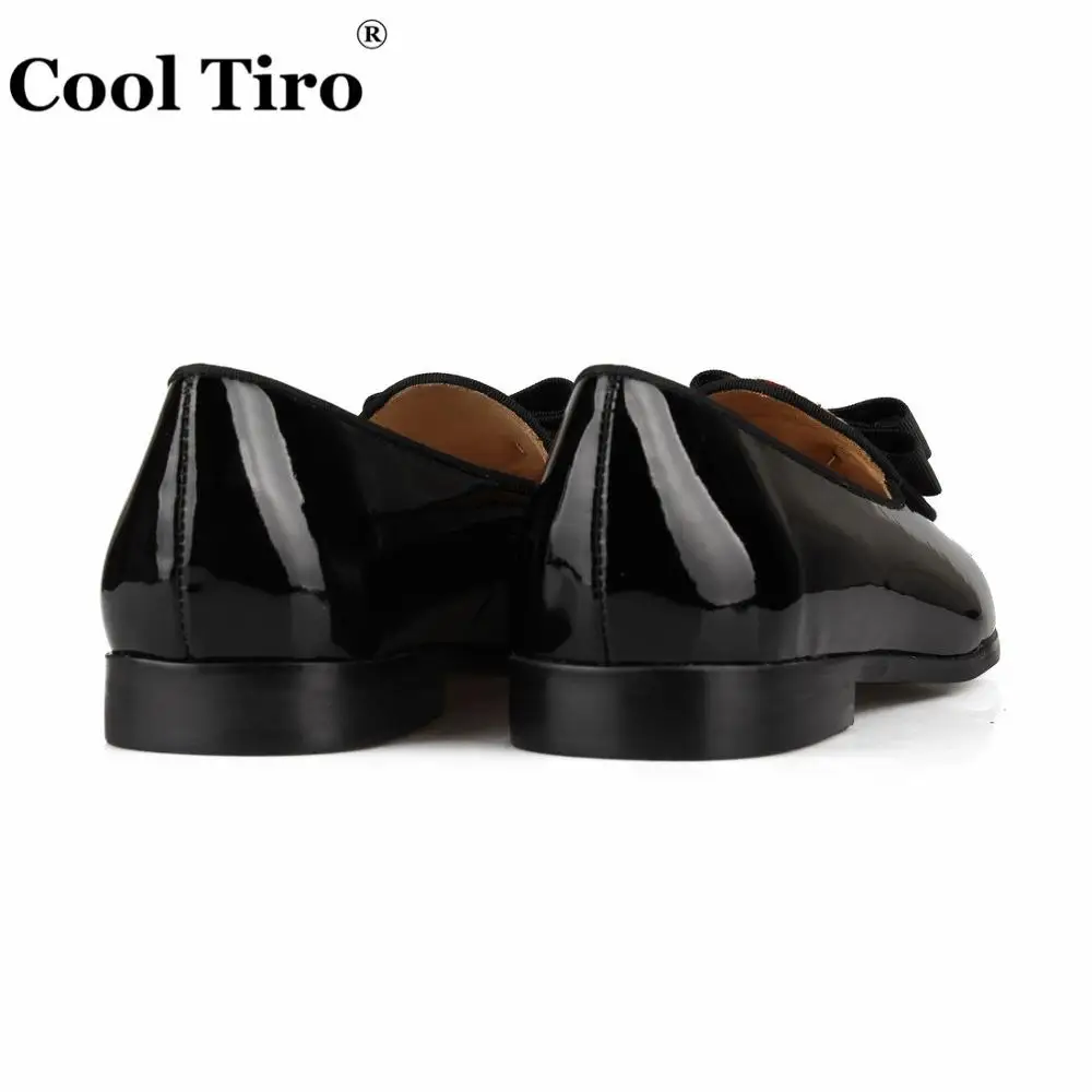 Cool Tiro/черный Лакированная кожа Лоферы Мужские Мокасины лук тапочки с бабочкой свадебные модельные туфли Туфли без каблуков повседневная обувь этническом стиле белье