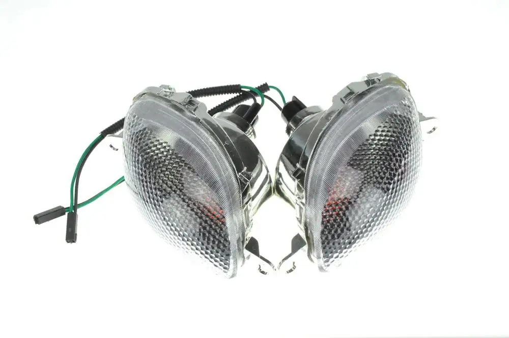 

Checkered Lens Turn Signals With Bulb For Suzuki 99-07 Gsxr1300 (Front)