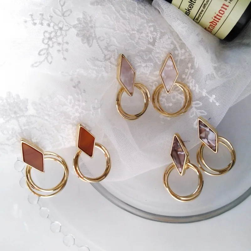 

Temperament Cold Wind Gold Multi-layer Hollow Round Earrings Fashion Female Personality Simple Geometric Jewelry Accessories