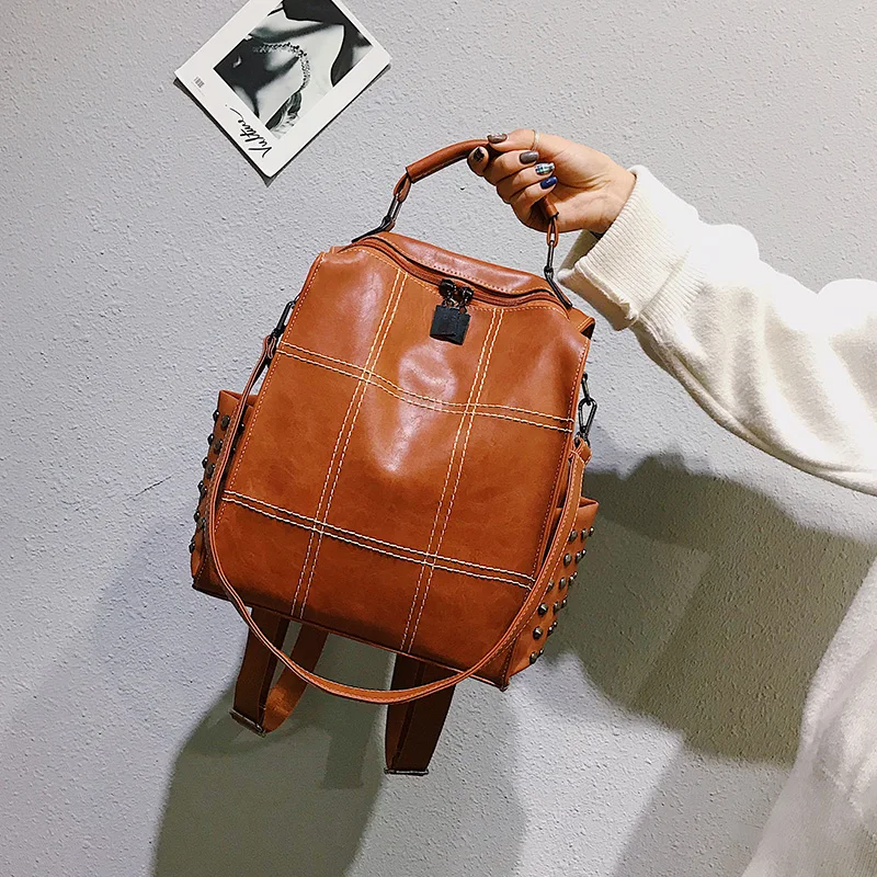 Fashion Rivet women Backpack Pu Leather Female Backpack School Backpack For Teenage Girls lock bags for Girls 2018 mochila (1)